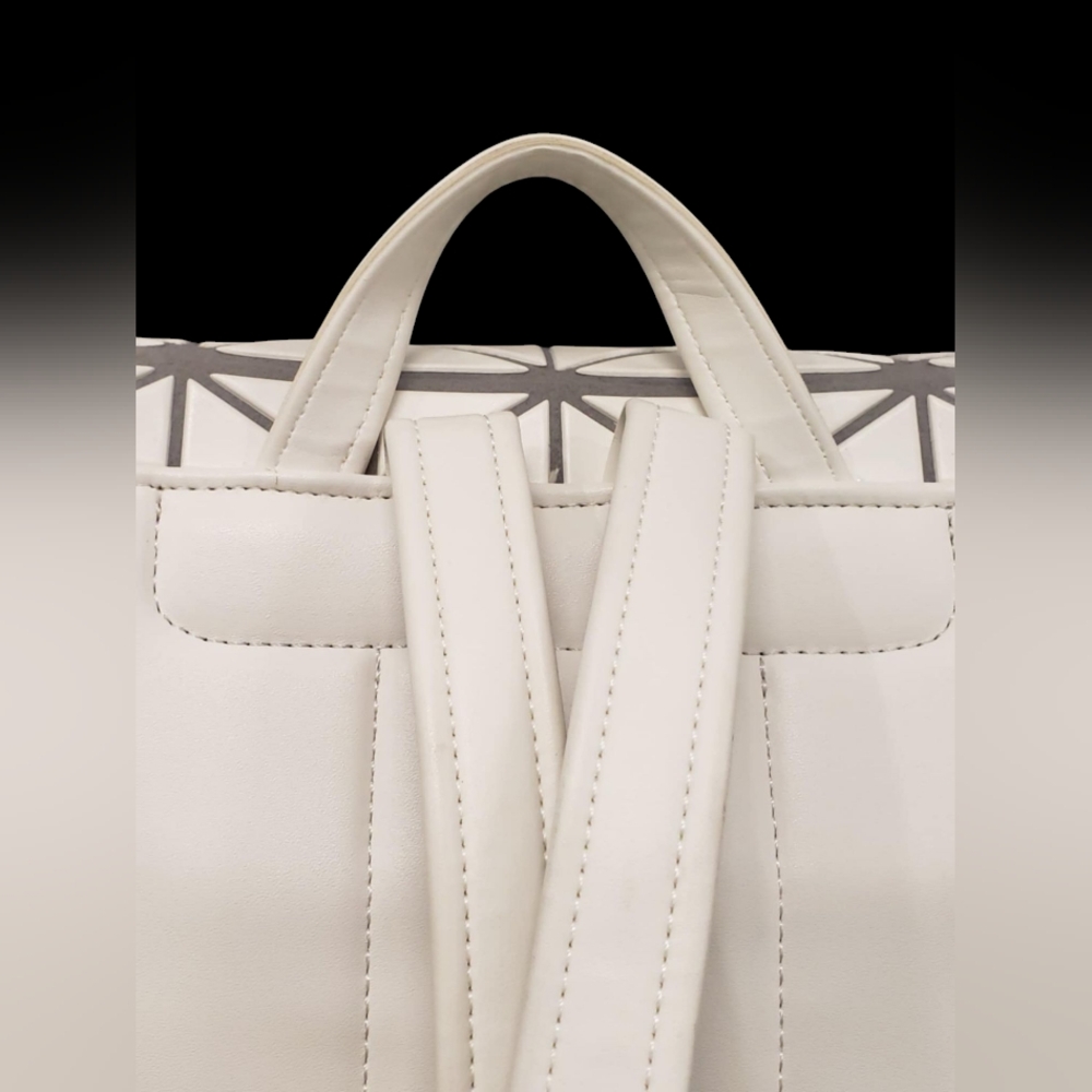 Bao Bao Issey MiyakeVinyl Garment Bag - Picture 4 of 16